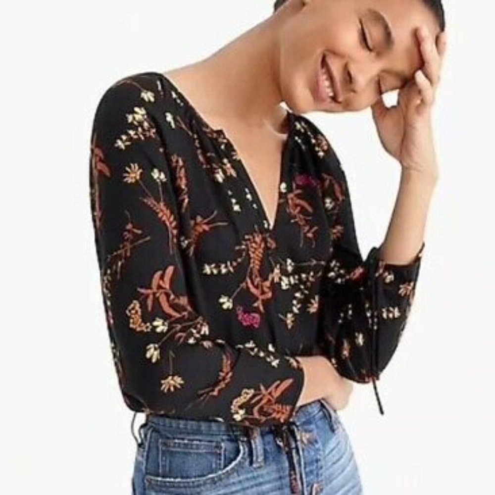 NWT POINT SUR J. CREW | Black Floral Drapey V Neck Cinched Sleeve Blouse